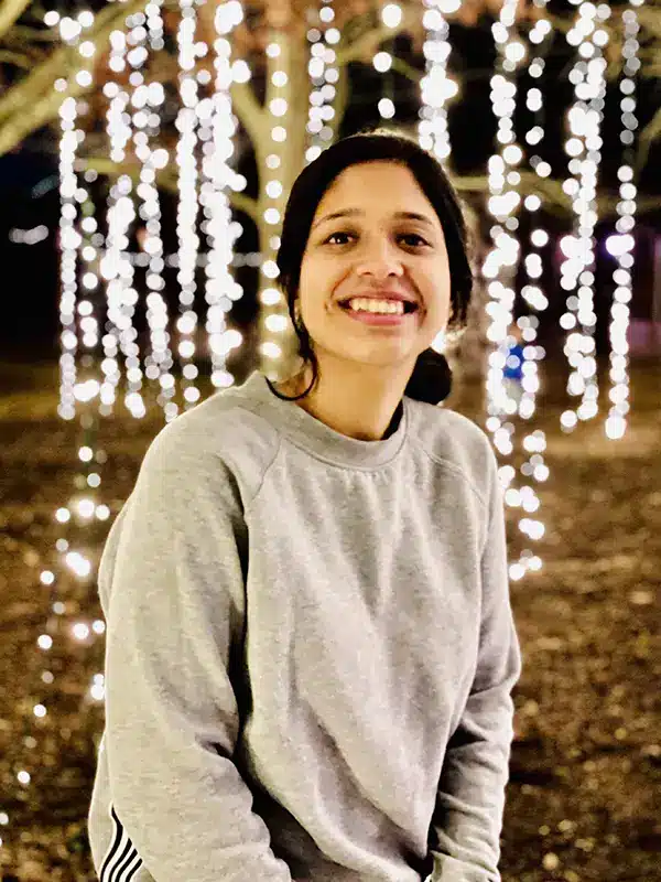 headshot photo of Senjuti Dutta